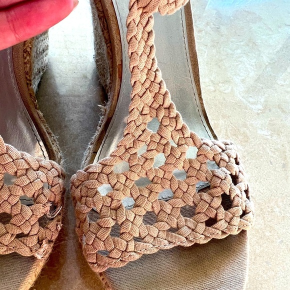 Beige/Tan Bamboo Wedges-Size 9 1/2 - Picture 2 of 7